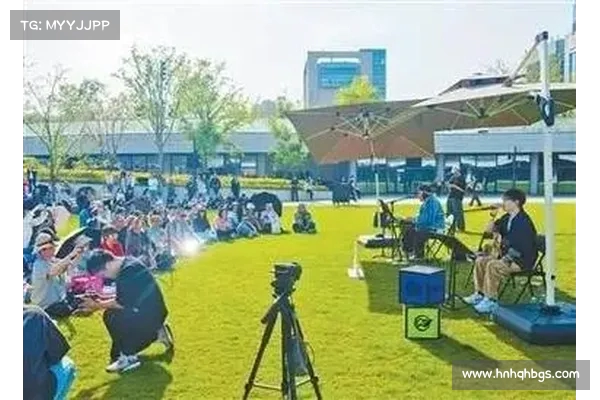 记者晒工体视频 时隔146天重返草坪内心澎湃激动不已 记者晒工体视频 时隔146天重返草坪内心澎湃激动不已